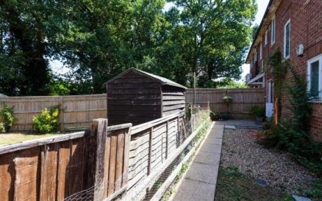 West Chiltington Village, 2 Bedrooms & Parking