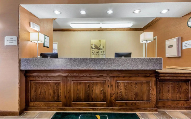 Comfort Inn & Suites