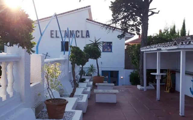 Ancla Beach Apartments