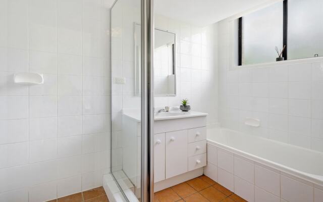 Beachside Unit Near Convention Centre