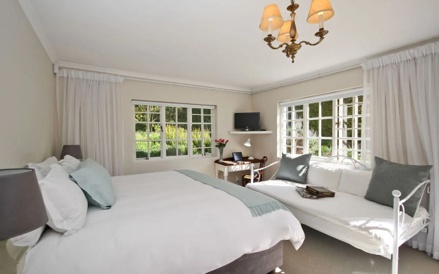 Beluga of Constantia Guest House