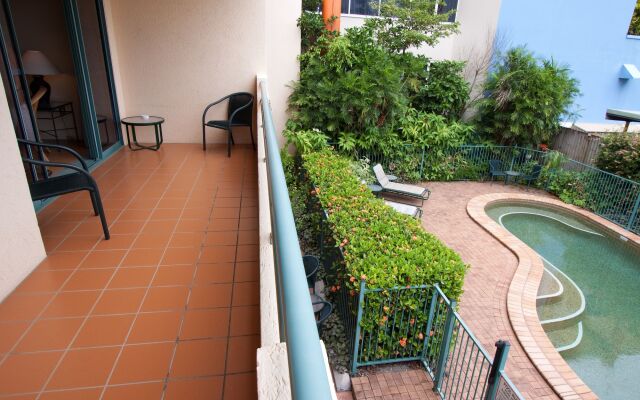 Mid City Luxury Suites
