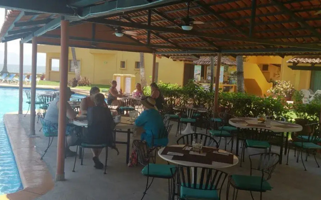 Los Tules Resort