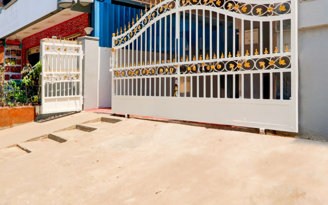 Super Collection O Sri Balaji Luxury rooms