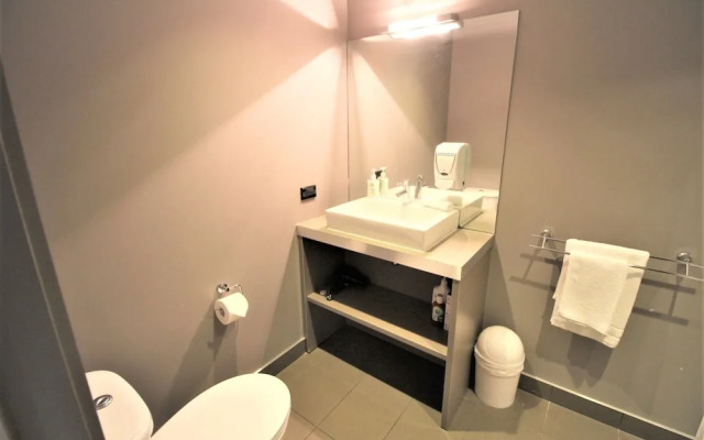 Industrial Style Apt - Tetar Anzac 603