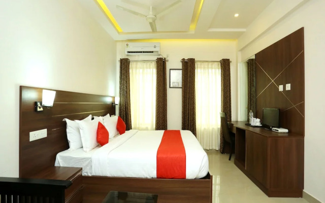 OYO 16812 Hotel Padippurayil