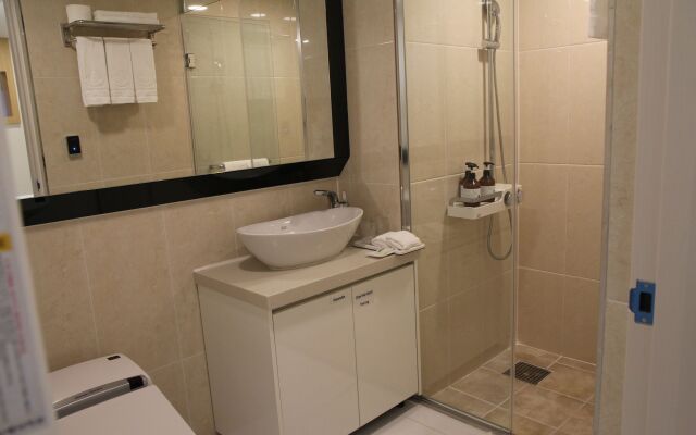 Hotel STAY:ON