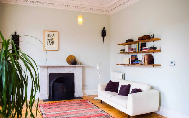 Stylish 4 Bedroom Stockbridge Home