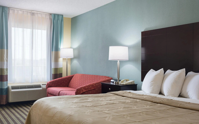 Quality Inn Calhoun North I-75