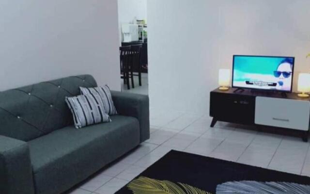Lily's Homestay @ Teluk Kemang, Port Dickson