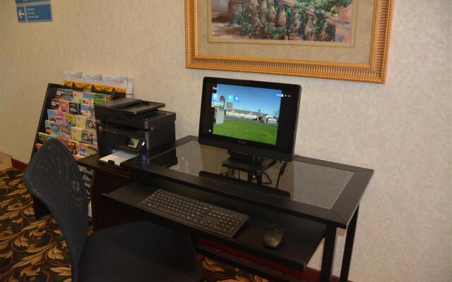 Best Western Dallas Inn & Suites