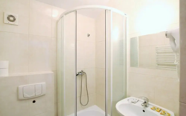 Gajówka&Vita-Pokoje Gościnne