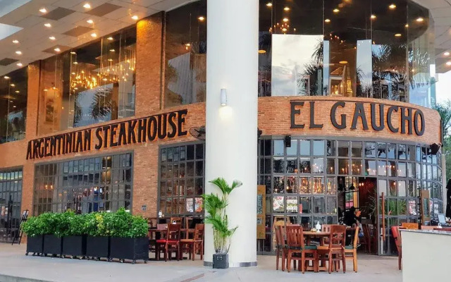 The Triplex Sky Penthouse Hotel