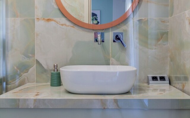 Design Central Suite in Heraklion