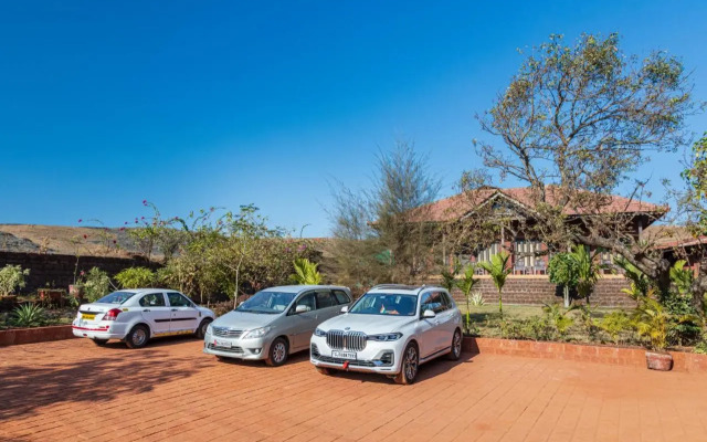 SaffronStays Athaang, Dapoli