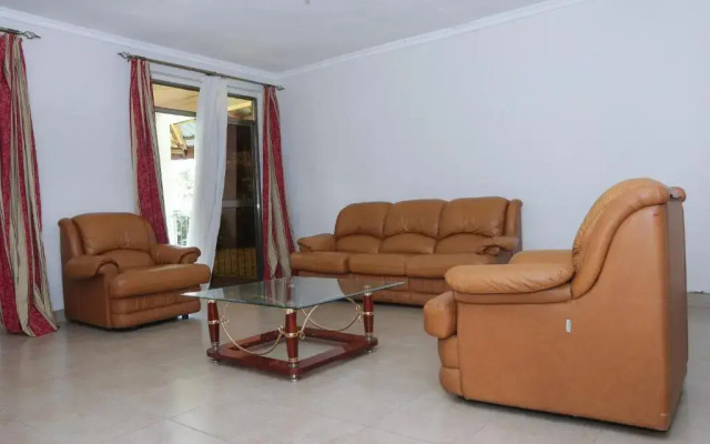 Harrys Guest house Wing A Kisumu Milimani