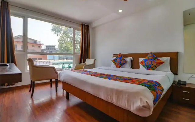Fabhotel F9 Mall Road