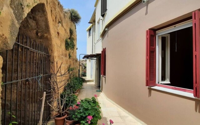 Veneris Residence 2-bedroom Apartment in Chania