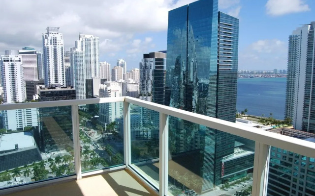 One Broadway by Miami Vacations