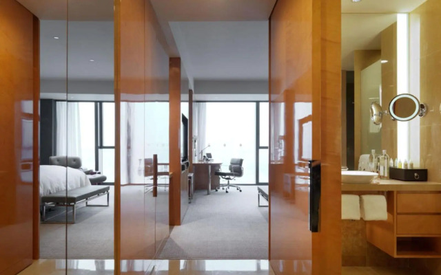 InterContinental Shanghai Expo by IHG