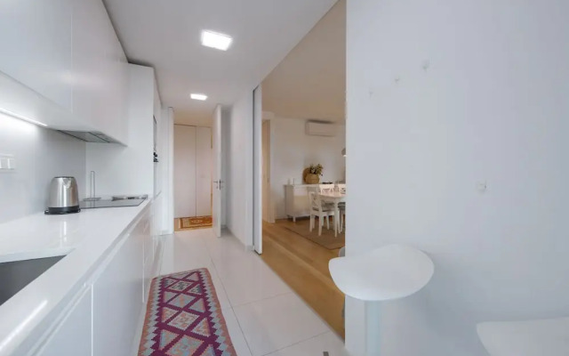 Benfica Prime Terrace II by Homing