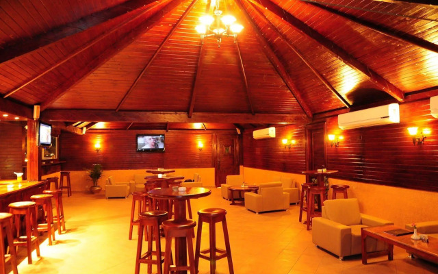 Ocean Club Hotel