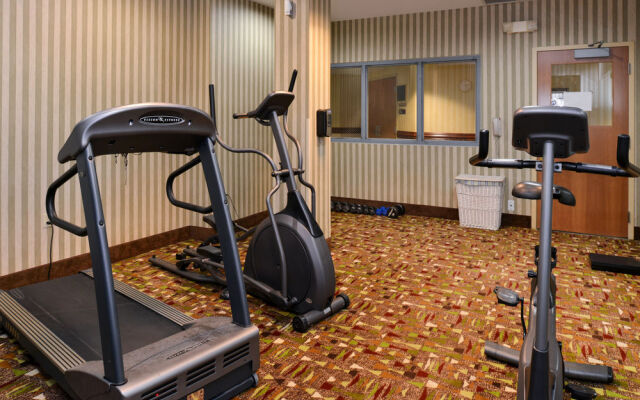 Holiday Inn Express Hotel & Suites Southfield - Detroit