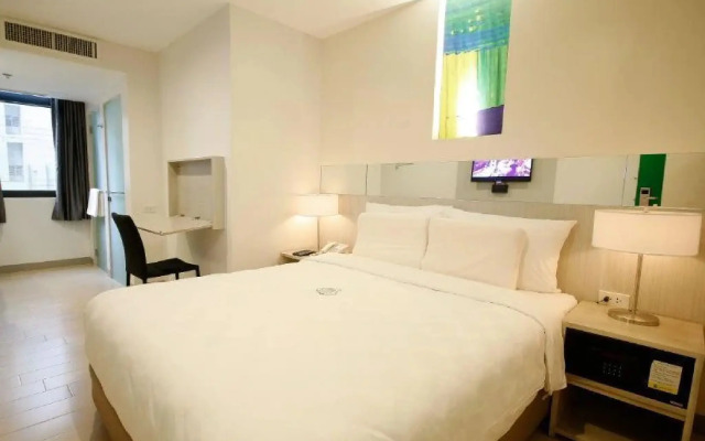 Go Hotels Lanang - Davao