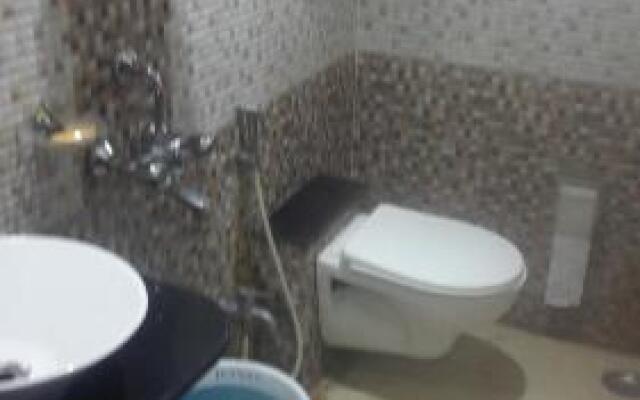 JK Rooms 113 Shivani-Nr Airport-Rajiv Nagar
