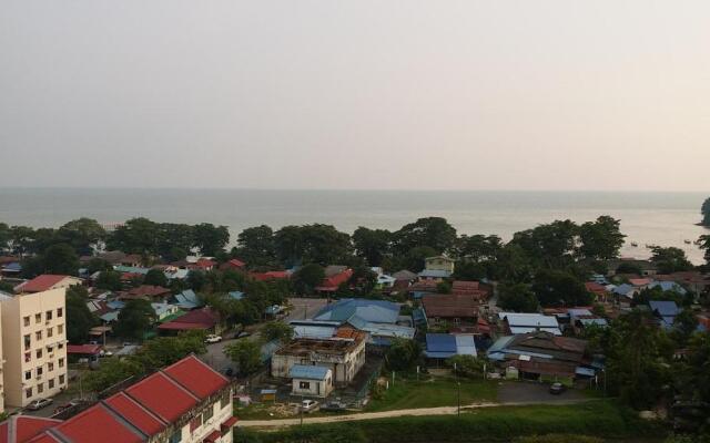 Coastside Homestay