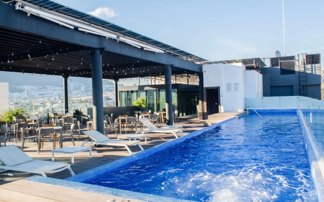 Radisson Hotel Monterrey San Jeronimo