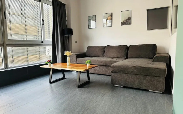 Ermou Downtown Suites by Athens Urban Retreat
