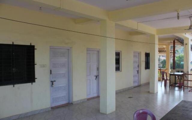 Sujit Guest House