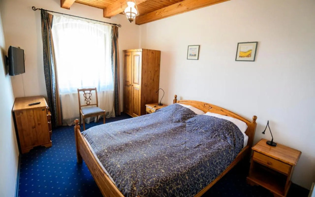 Tekergő Motel és Étterem