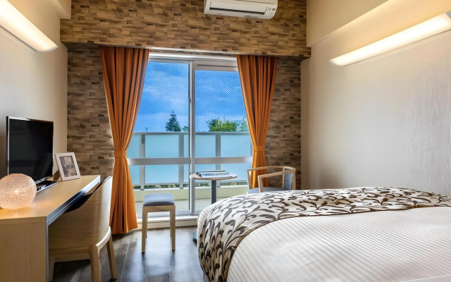 Mr. Kinjo beach side Kafu-shi