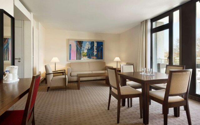 Ramada by Wyndham Nuernberg Parkhotel