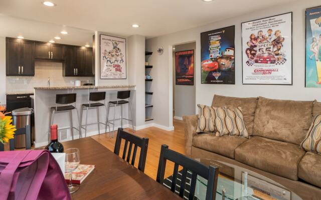 Seattle Vacation Home: The Autobahn