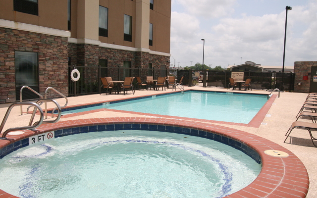 Hampton Inn & Suites Bay City, TX