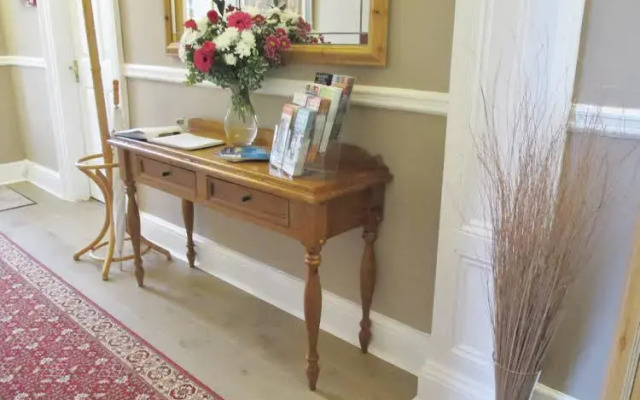 Kenwood Guest House — HOTEL IS CLOSED