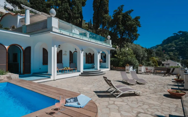 Villa Capri by Myvillacollection