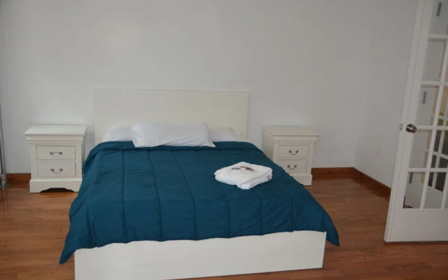 The Topping Three-Bedroom Apartment