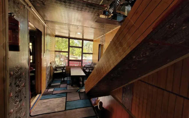 OYO Apple Garden Guest House