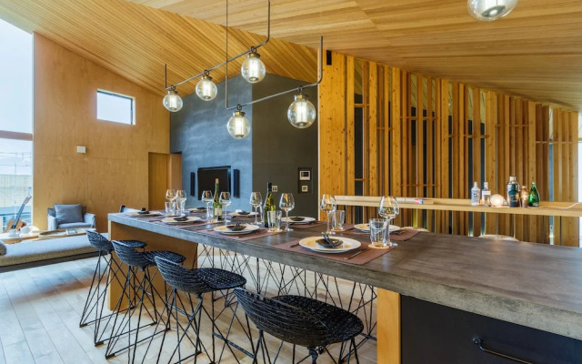 Foxwood E by H2 Life