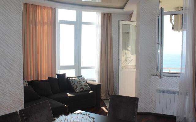 Gorgiladze Seaside Apartment