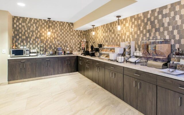 Country Inn & Suites by Radisson, Grandville-Grand Rapids West, MI