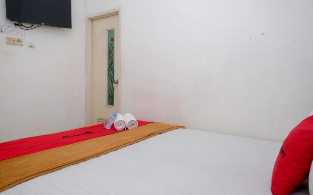 RedDoorz near Politeknik Manado
