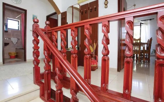 Stunning Home in Korcula With Wifi and 6 Bedrooms