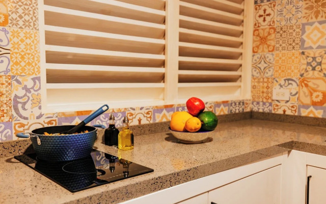 Privada Stays - Private Pools & Colorful-Chic Boutique Hotel