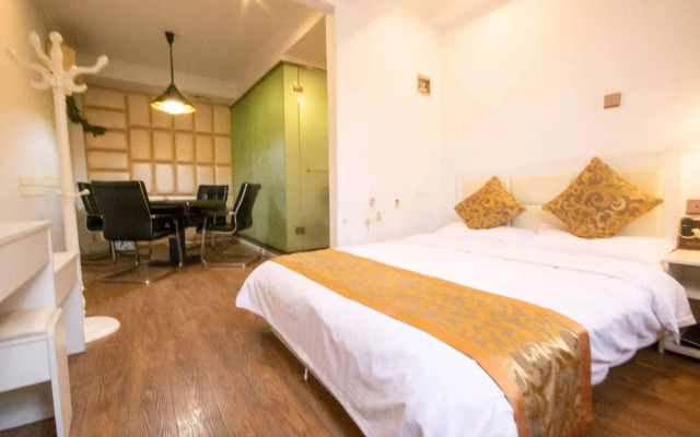 Moshang Huakai Liyi Hotel (Wuhu Limin Middle Road Branch)