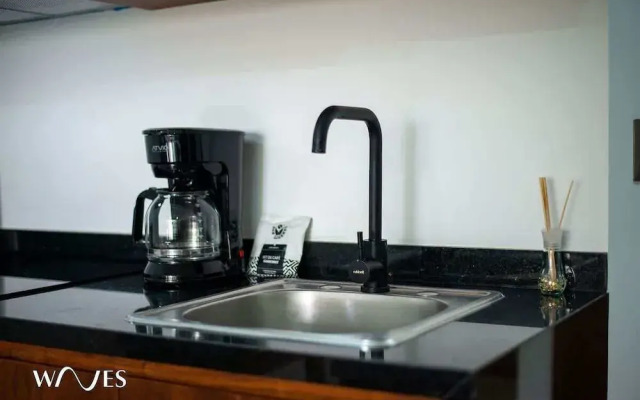 Spacious Loft W/garden View Pool + Jacuzzi GYM
